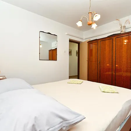 Anita 608 Apartman *